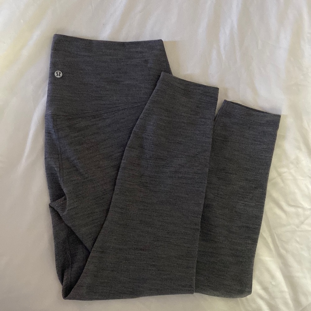Lululemon Align 25” space gray tights